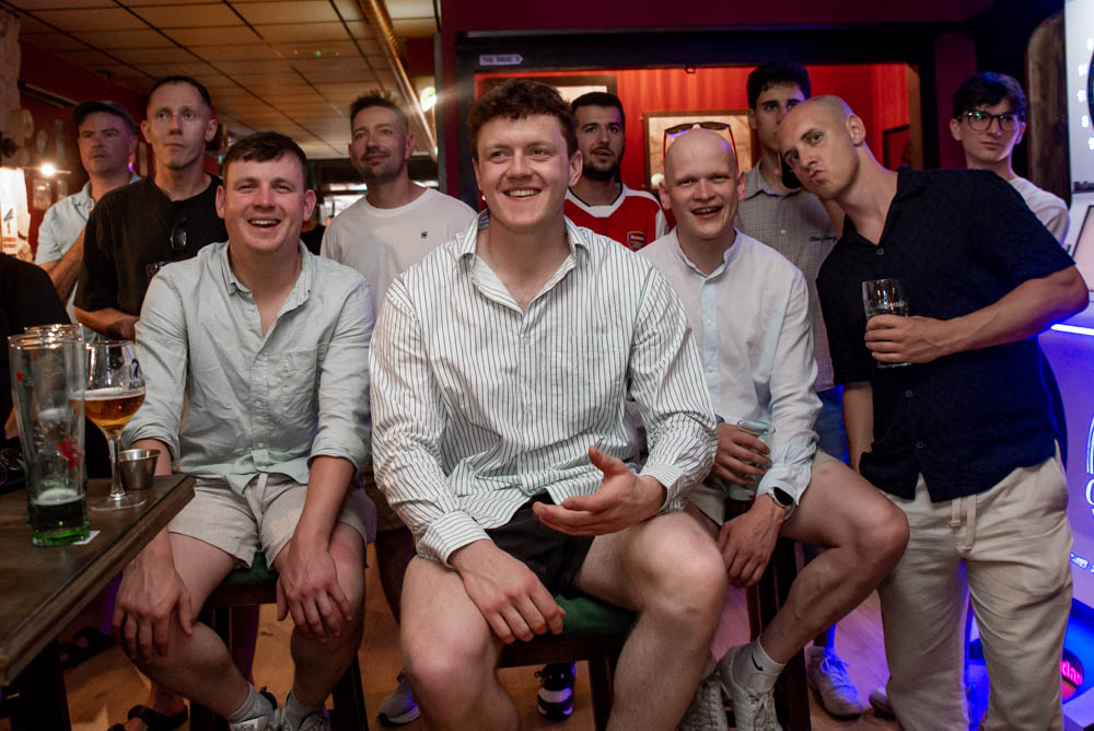 Ambiente cálido del Irish Pub Sean O'Brian's Valencia – perfecto para salir con amigos